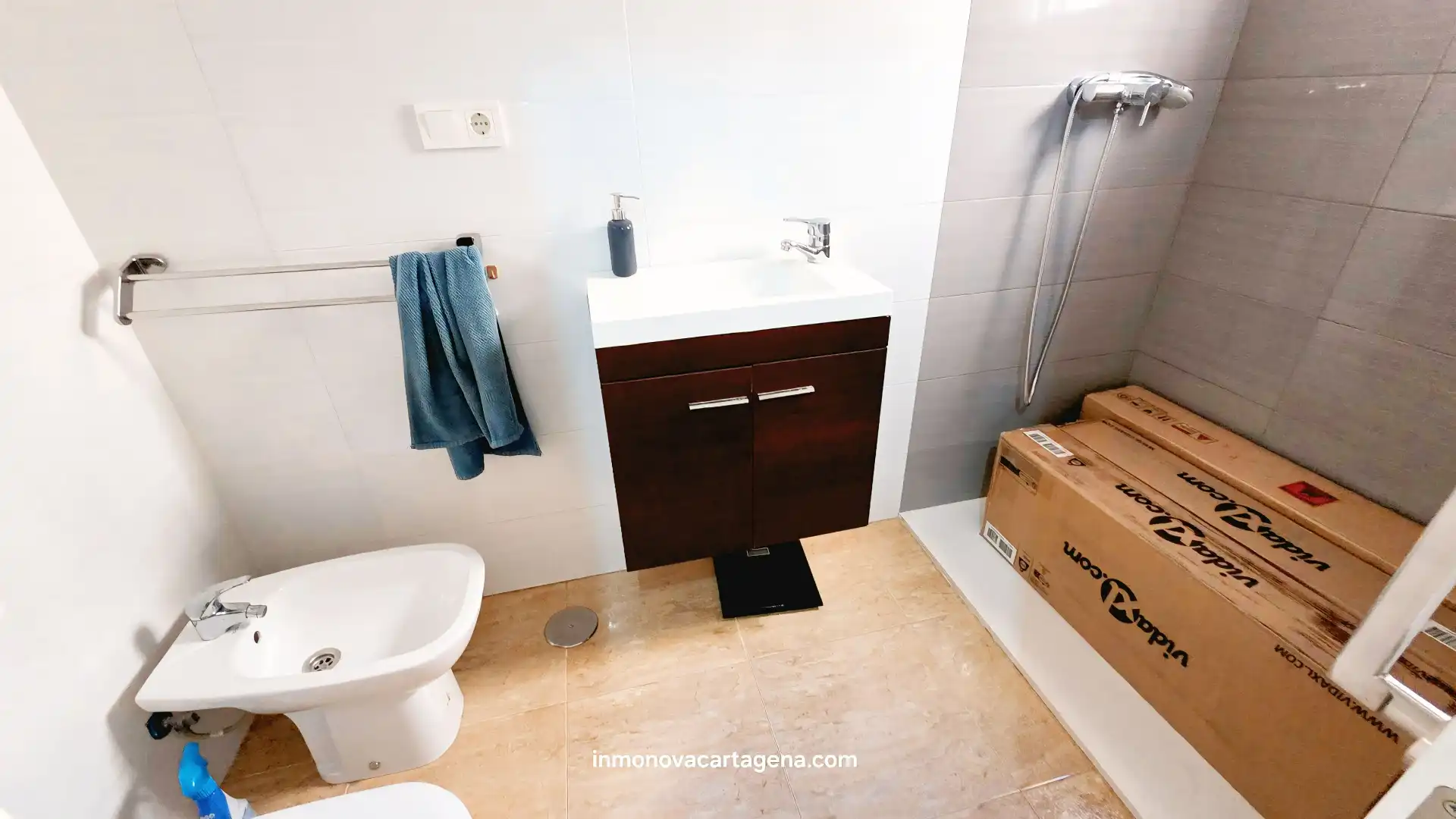 Baño de Casa adosada en venta en Cartagena con Terraza y Trastero