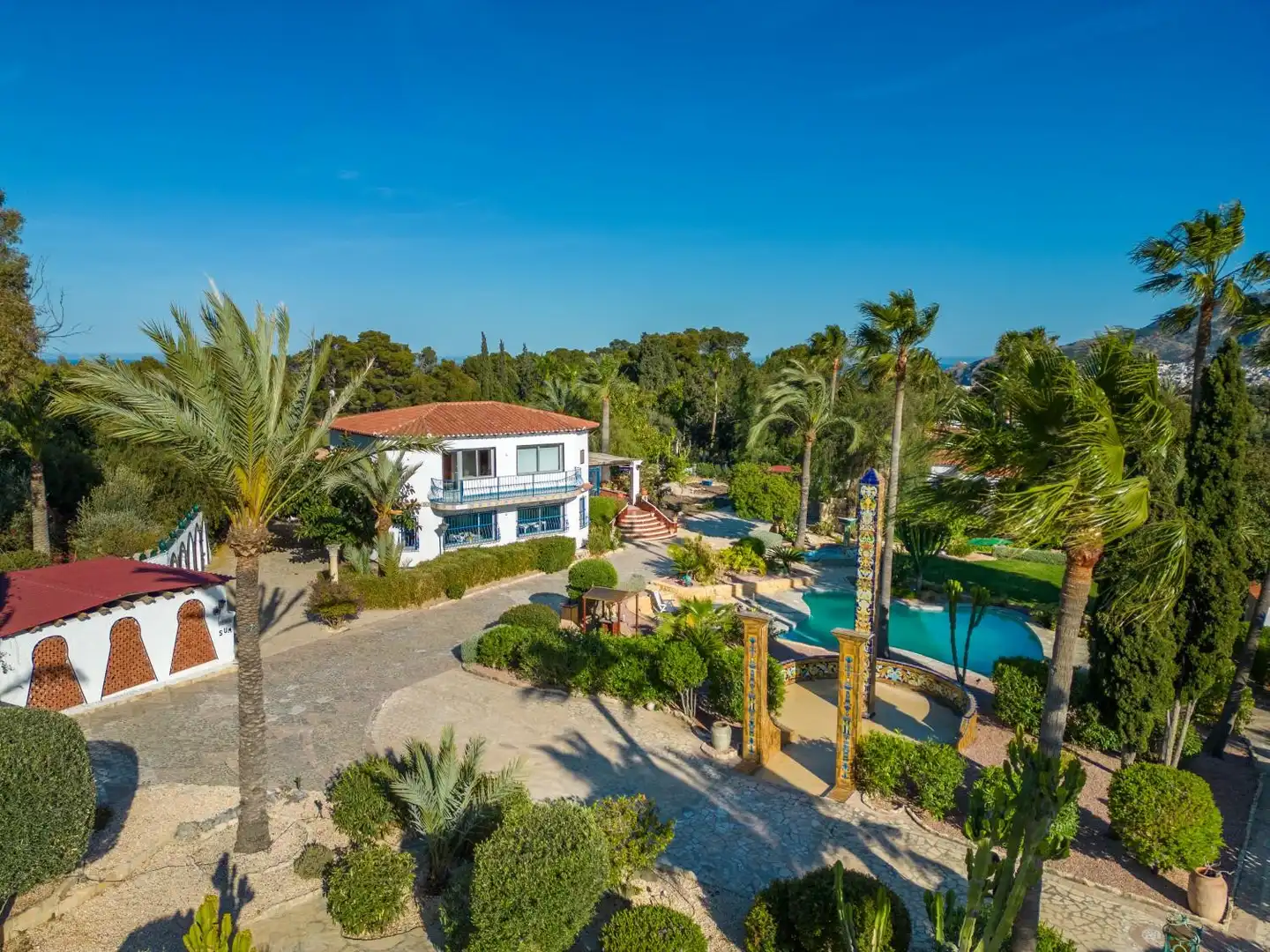Exterior view of Houses for sale in L'Alfàs del Pi  with Swimming Pool