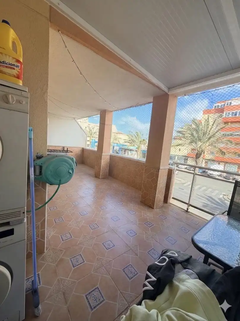 Terrasse von Wohnung zum Verkauf in Roquetas de Mar mit Klimaanlage, Möbliert und Gemeinschaftspool