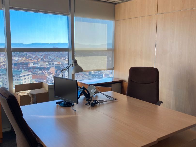 Oficina de lloguer en Sabadell amb Aire condicionat, Calefacció i Moblat