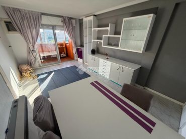 Piso con ascensor en venta en Plaza San Francisco de Asís