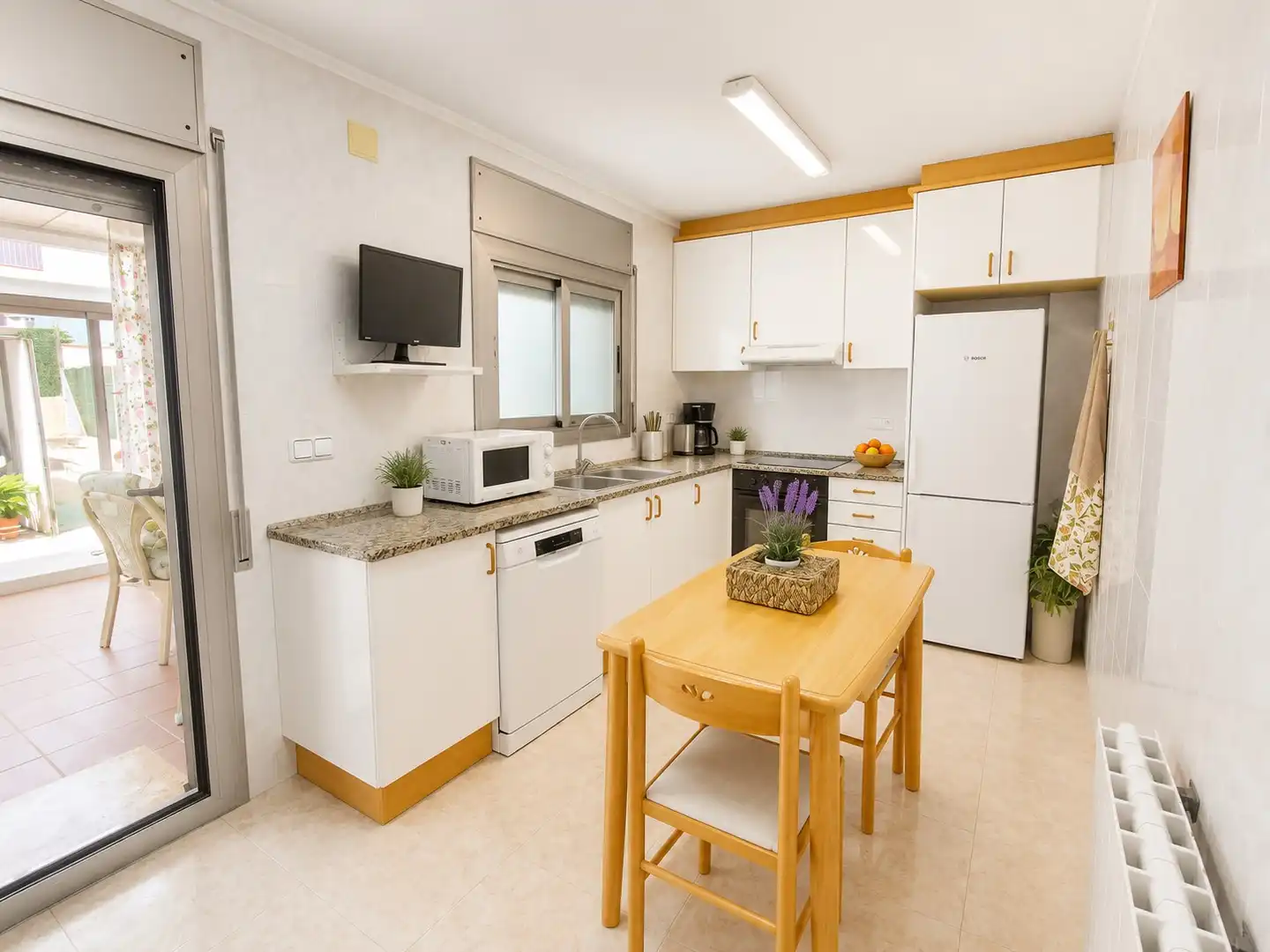 Kitchen of Detached homes for sale in Sils  with Air Conditioner, Heating and Private garden