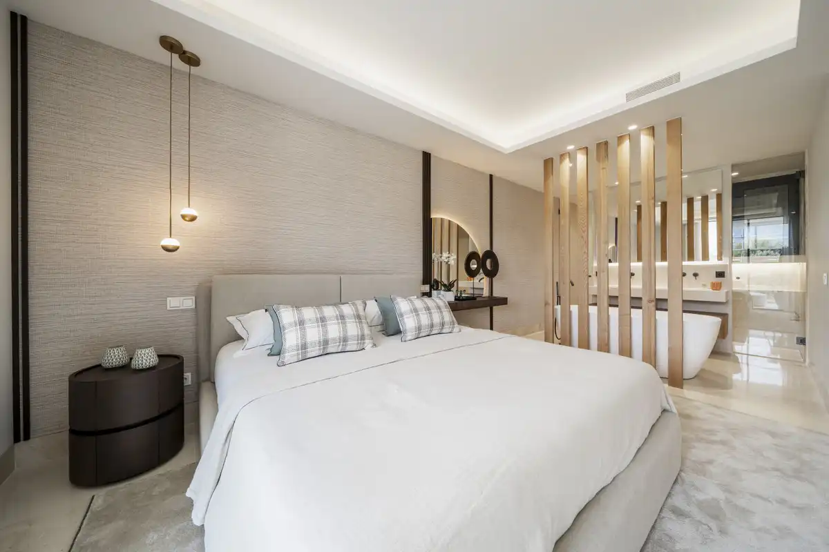 Habitación de Planta baja en venta en Marbella con Aire acondicionado, Jardín privado y Terraza
