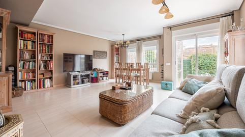Photo 4 of Single-family semi-detached for sale in Urbanizaciones, Madrid