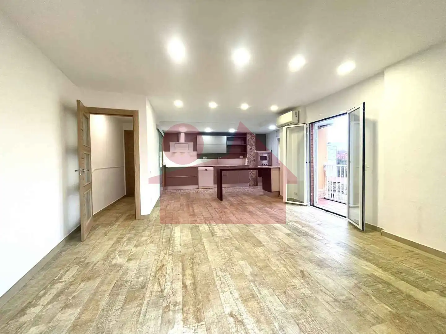 Wohnung mit Terrasse zum Verkauf in Col.legis Nous