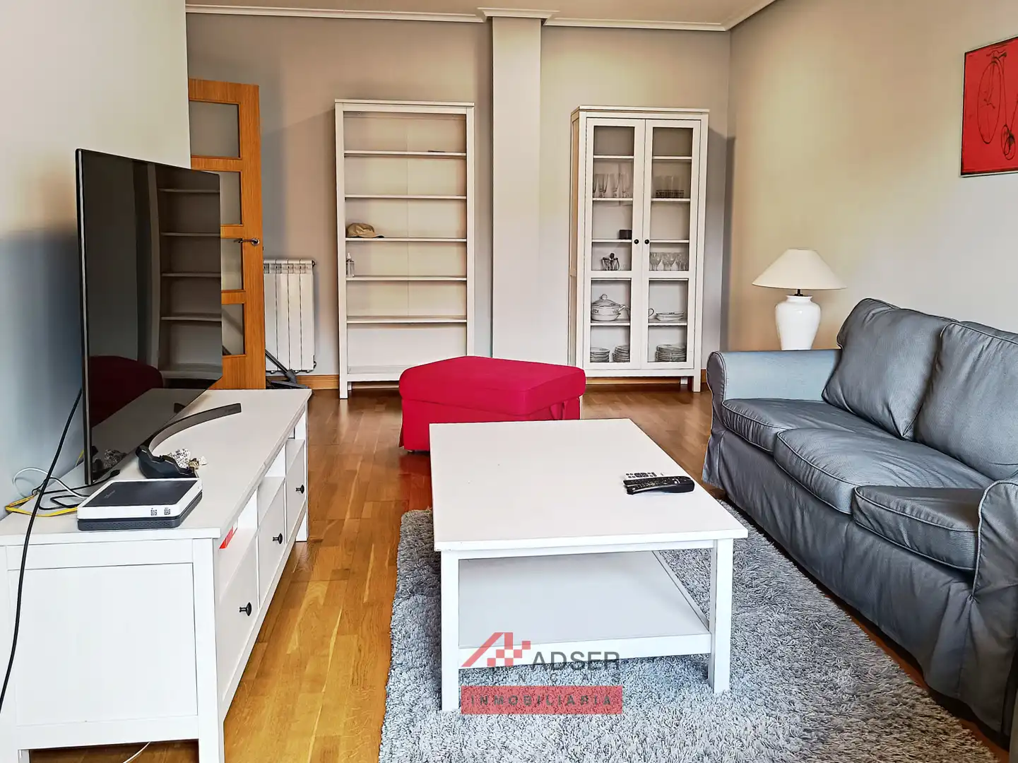 Sala d'estar de Pis en venda en Lardero amb Calefacció, Parquet i Terrassa