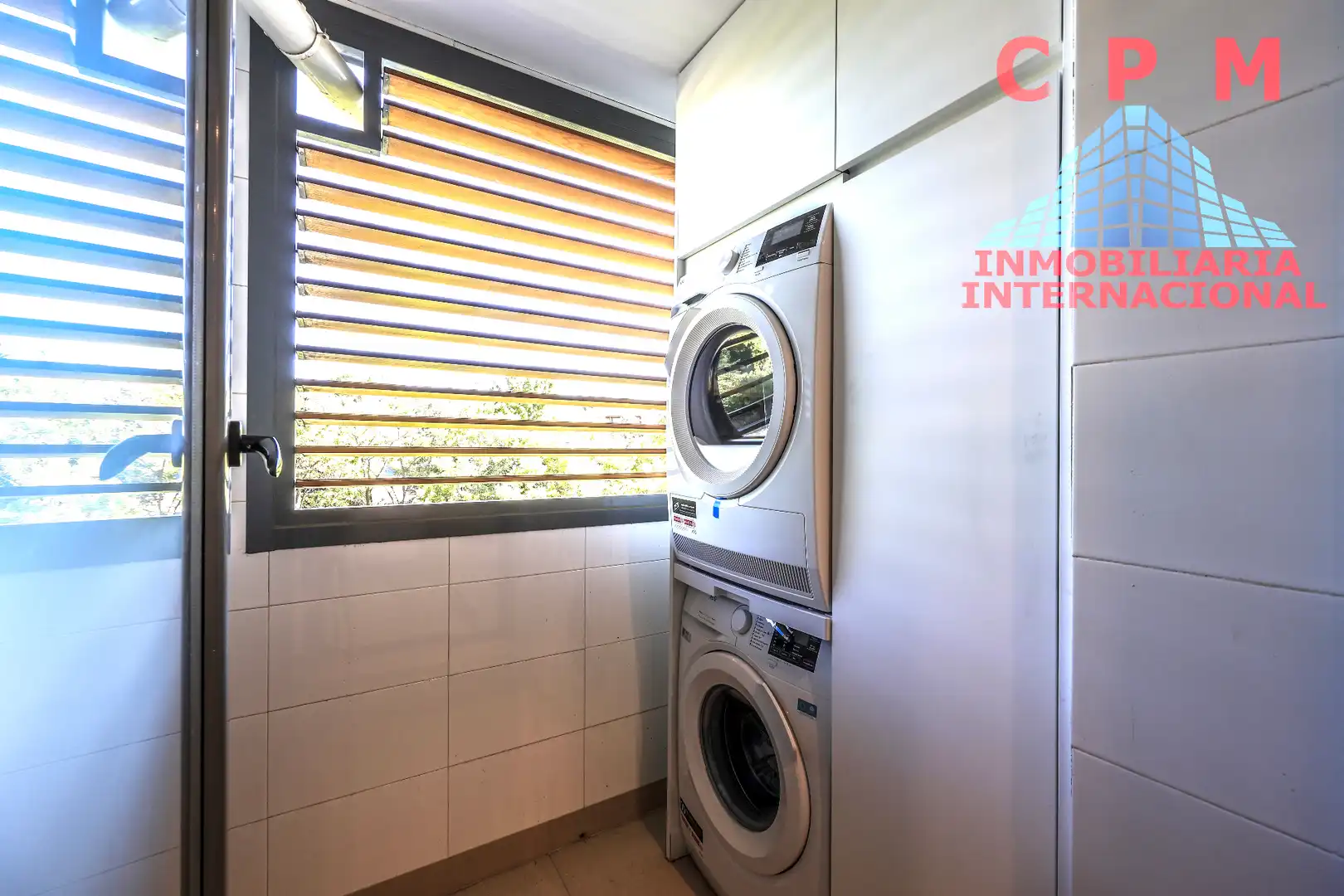 Balcony of Flat for rent in La Moraleja  with Air Conditioner, Heating and Parquet flooring