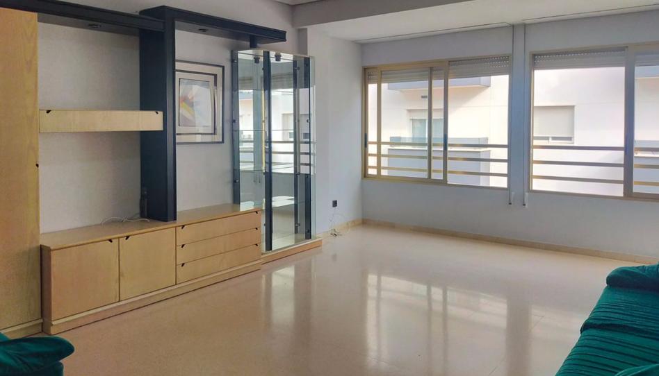 Photo 1 of Flat to rent in Las Bayas, Alicante