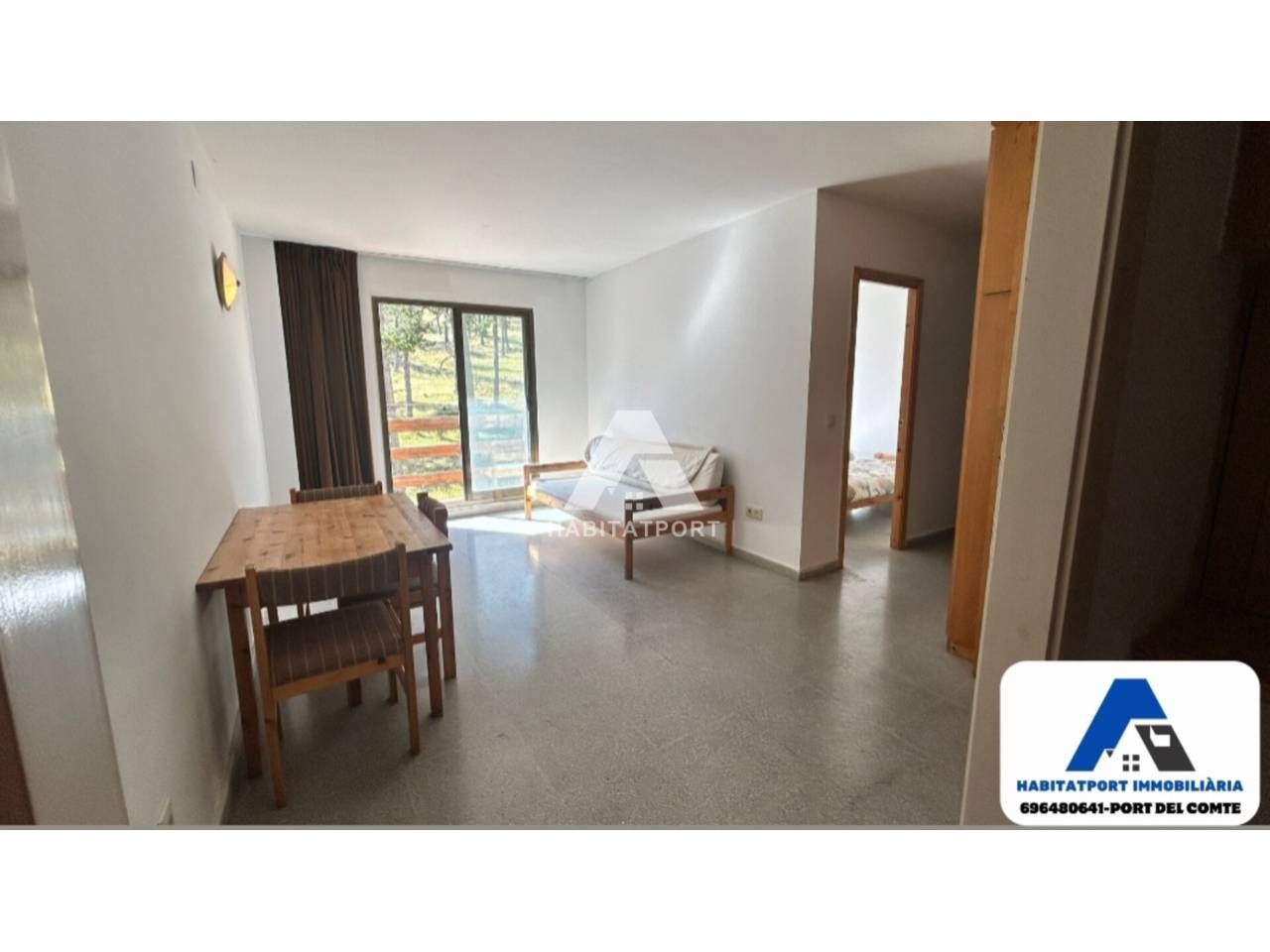 Dormitori de Apartament en venda en La Coma i la Pedra