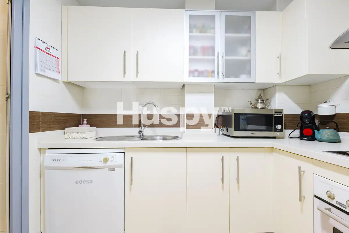 Piso con balcón en venta en Avenida Salvador Dalí, imagen 8