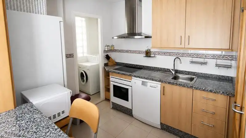 Wohnung mit Aufzug zum Verkauf in San Luis de Sabinillas, imagen 5