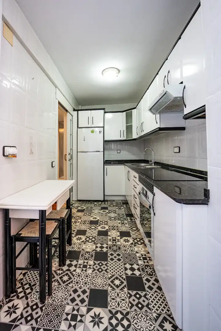 Cocina de Piso en venta en Tarragona con Parquet, Terraza y Amueblado
