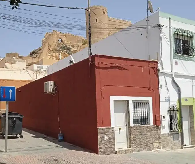 Vista exterior de Casa adosada en venta en Almería