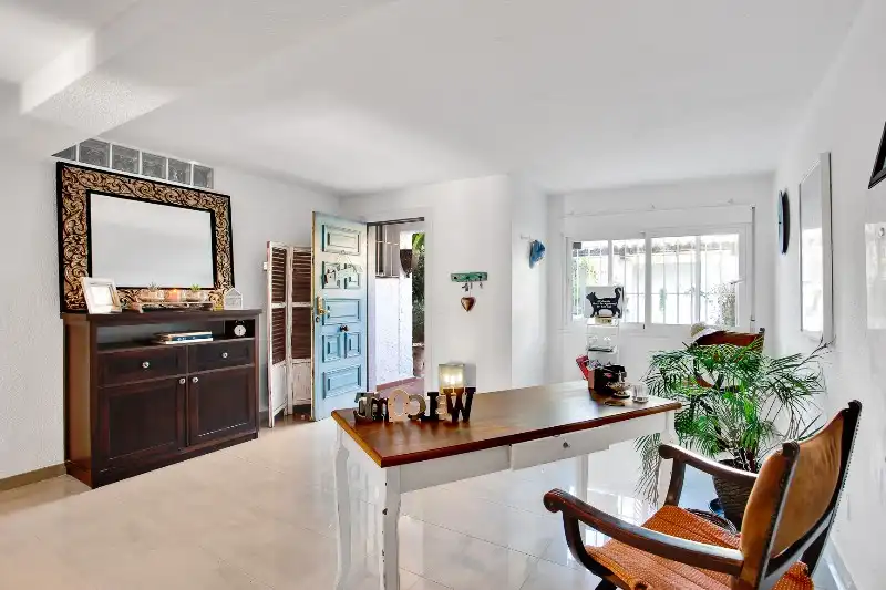 Chalet con piscina en venta en Elviria - Cabopino, imagen 11