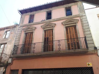 Vista exterior de Edifici en venda en Tordera