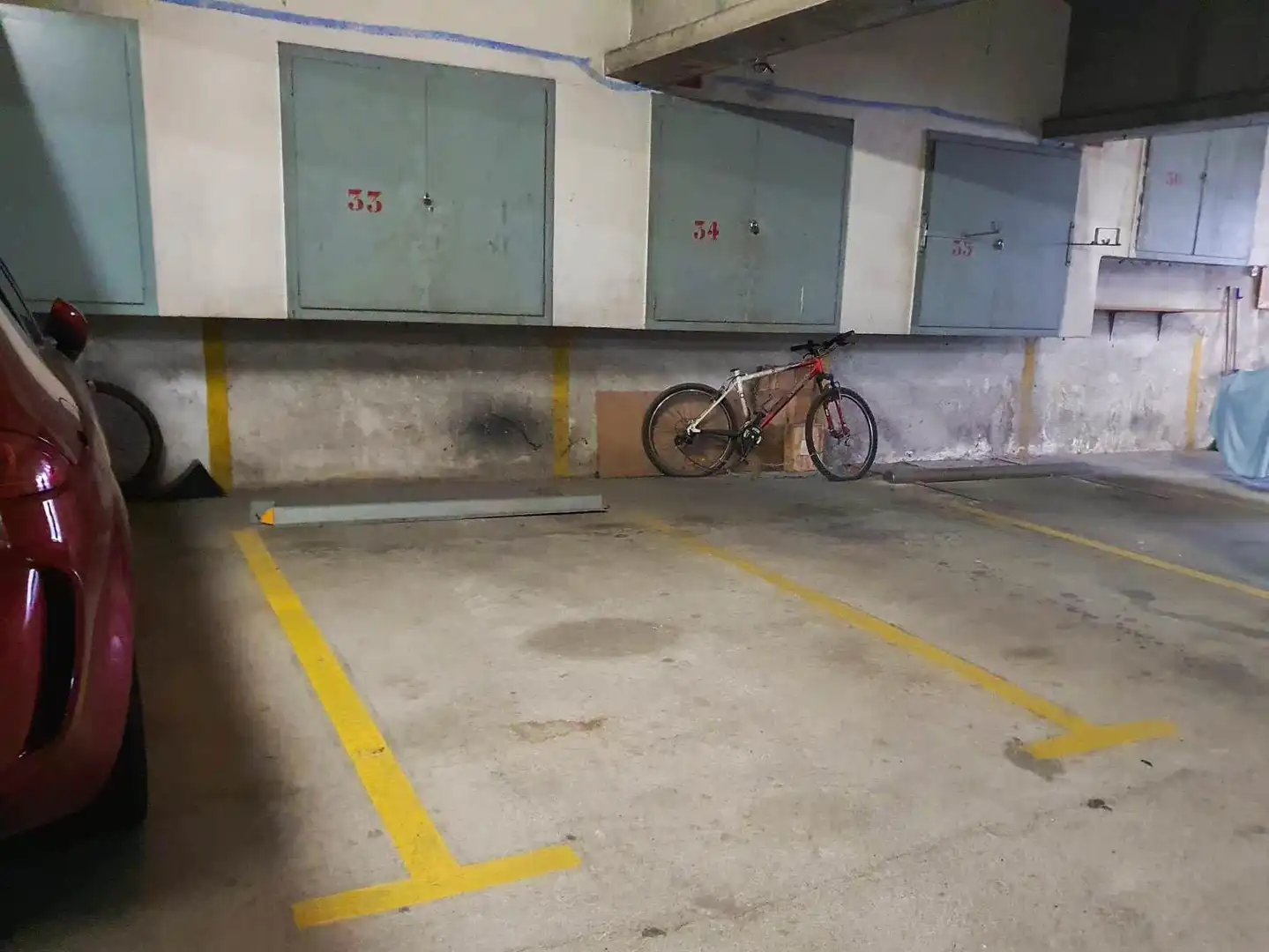 Garage for sale in Martorell