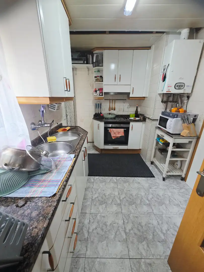 Cuina de Pis en venda en Terrassa amb Aire condicionat, Calefacció i Moblat