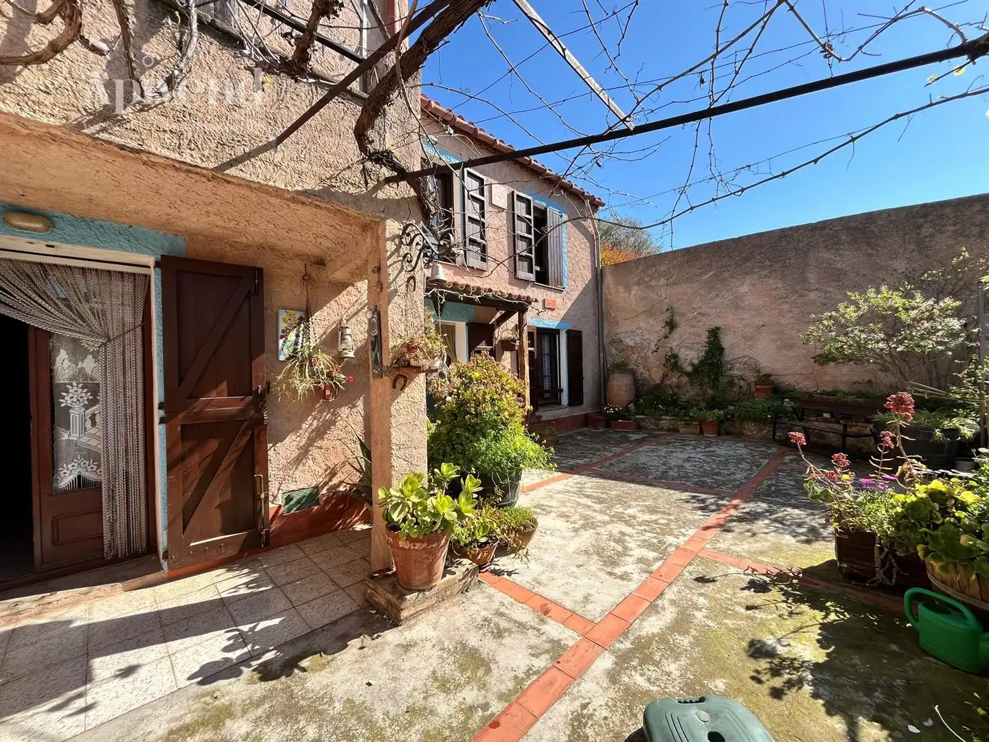 Jardí de Casa o xalet en venda en Biure amb Traster