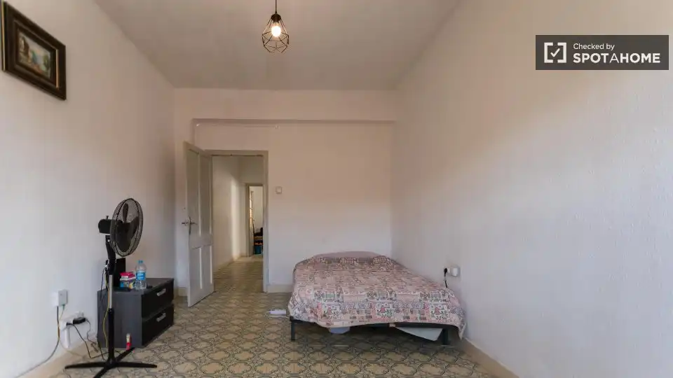 Room in Centro - Casco antiguo
