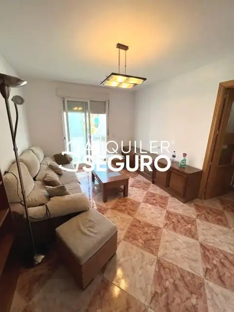 Sala de estar de Piso de alquiler en Leganés con Calefacción, Terraza y Amueblado