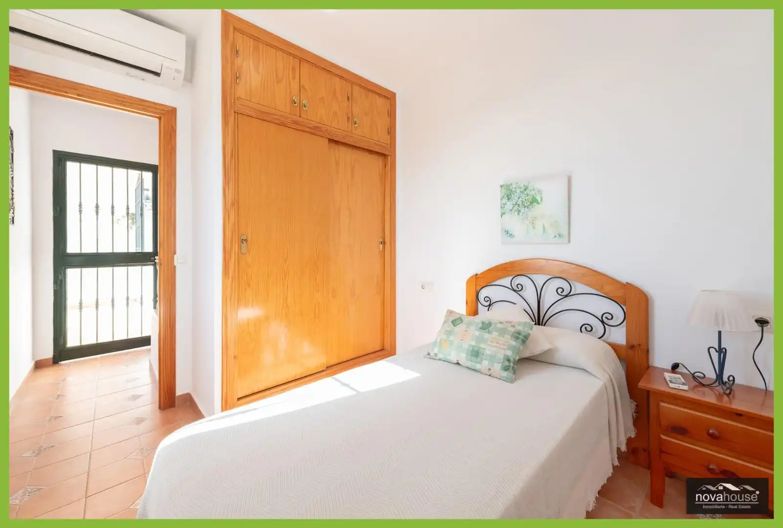 Habitación de Finca rústica en venta en Nerja con Aire acondicionado, Trastero y Piscina