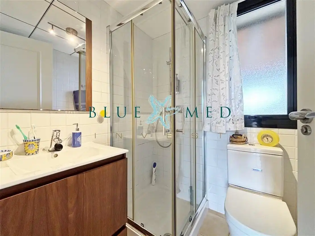 Bathroom of Flat for sale in Murcia  with Air Conditioner, Heating and Terrace
