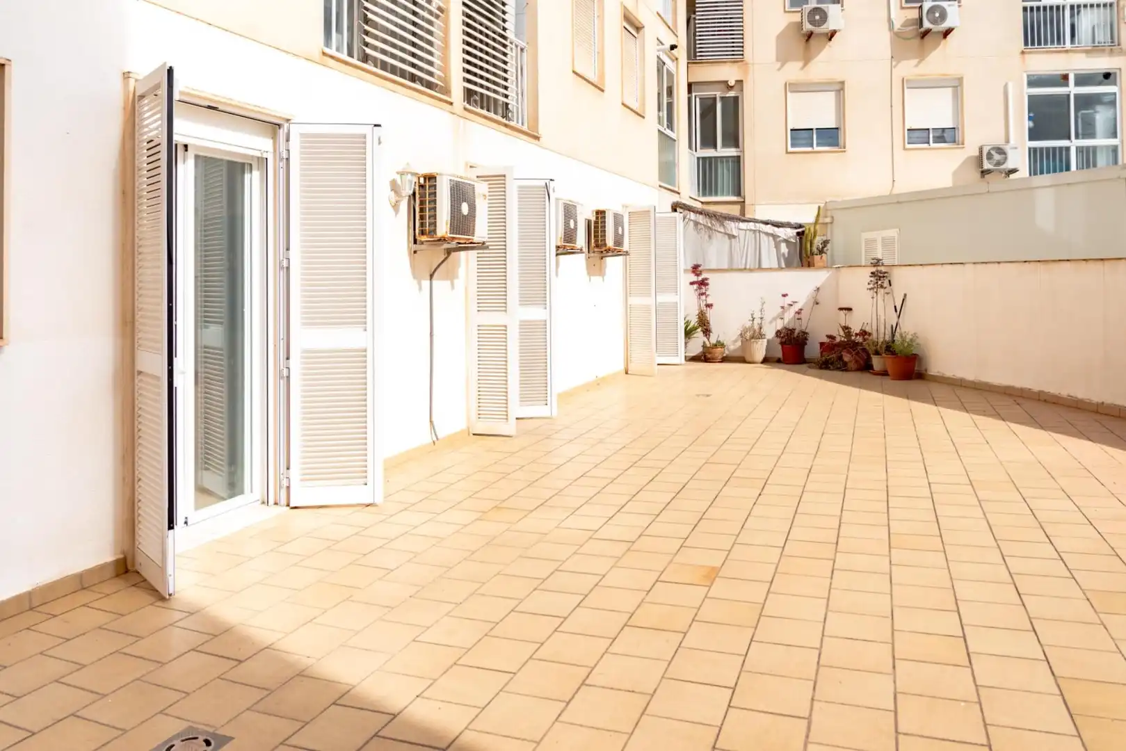 Terraza de Planta baja en venta en  Palma de Mallorca con Calefacción y Terraza