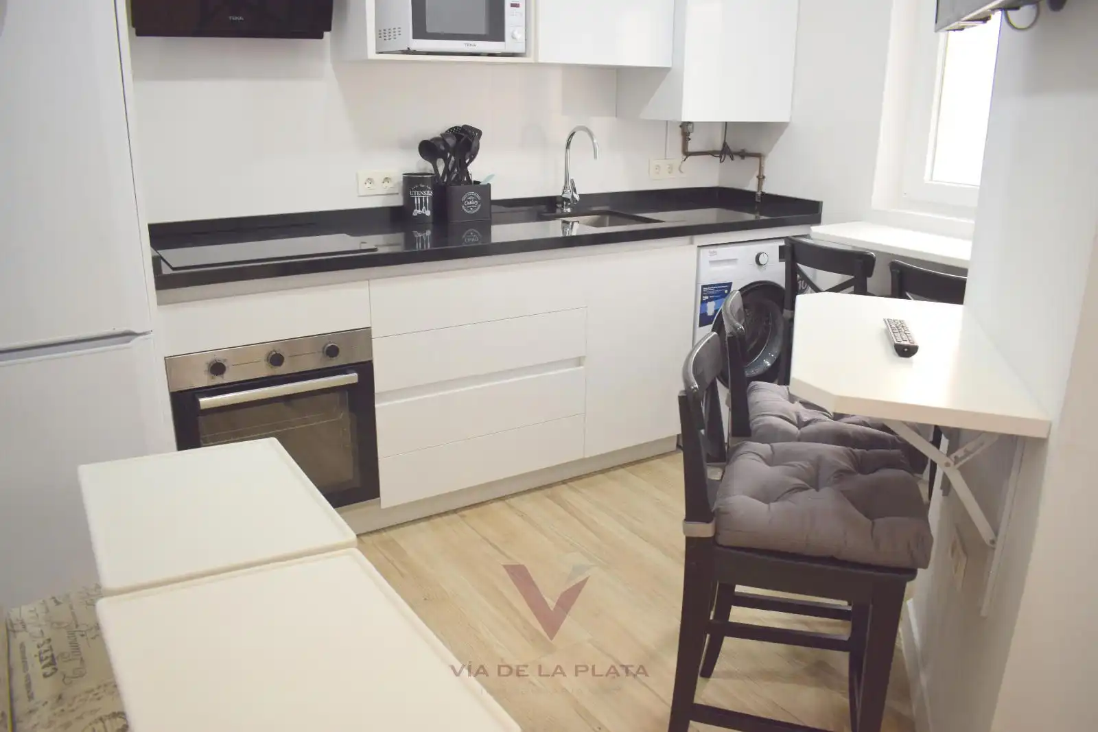 Kitchen of Flat for rent in Salamanca  with Heating, Parquet flooring and Furnished