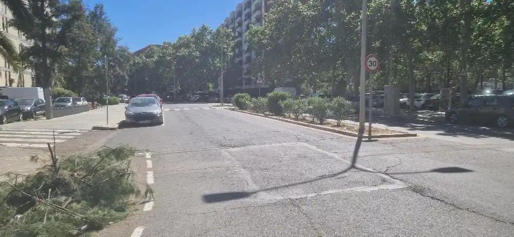 Parking de Casa adosada en venta en Valencia con Aire acondicionado, Calefacción y Terraza