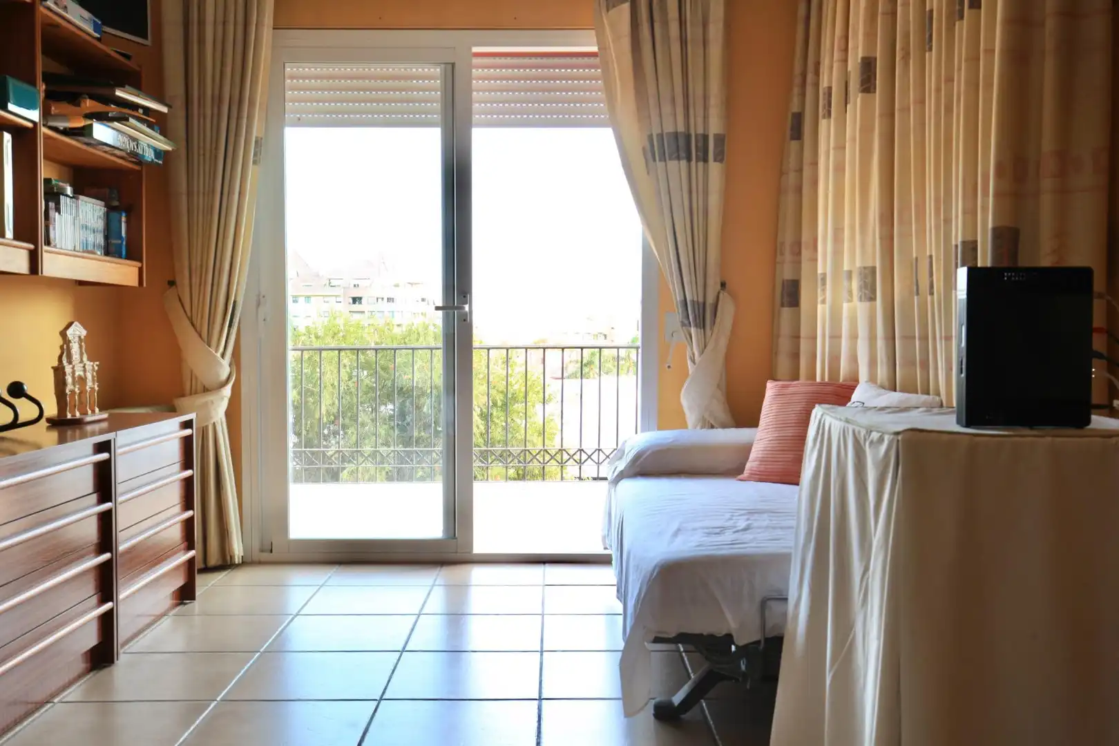 Dormitori de Casa o xalet en venda en Marbella amb Aire condicionat, Calefacció i Jardí privat