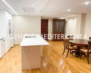 Kitchen of Flat to rent in  Valencia Capital  with Air Conditioner, Heating and Terrace