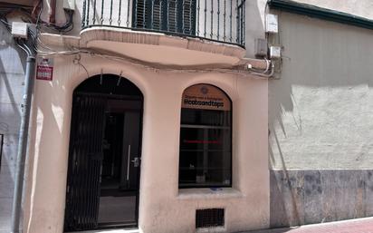 Vista exterior de Local de lloguer en Terrassa