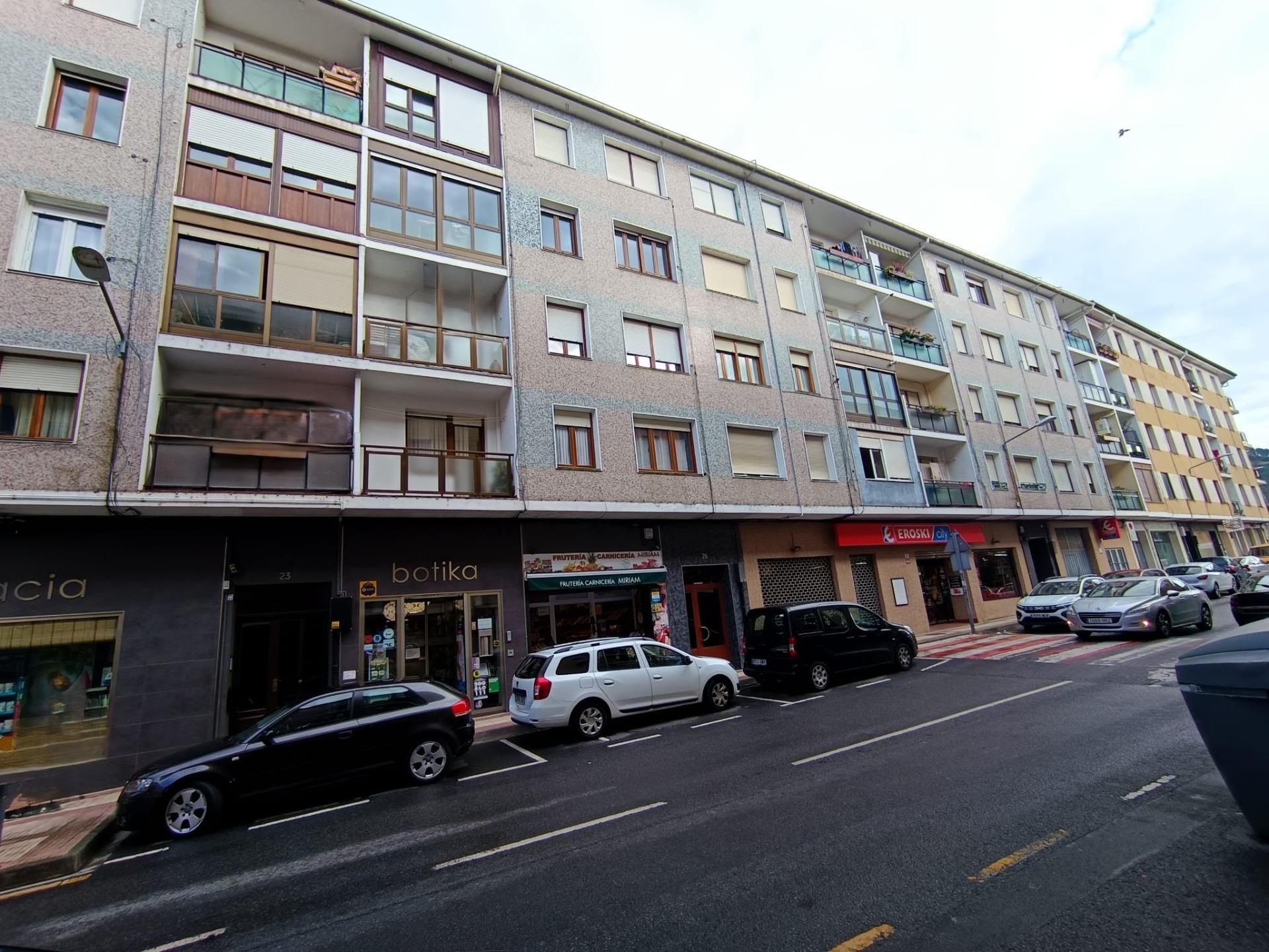 Exterior view of Flat for sale in Zalla   with Terrace, Storage room and Balcony