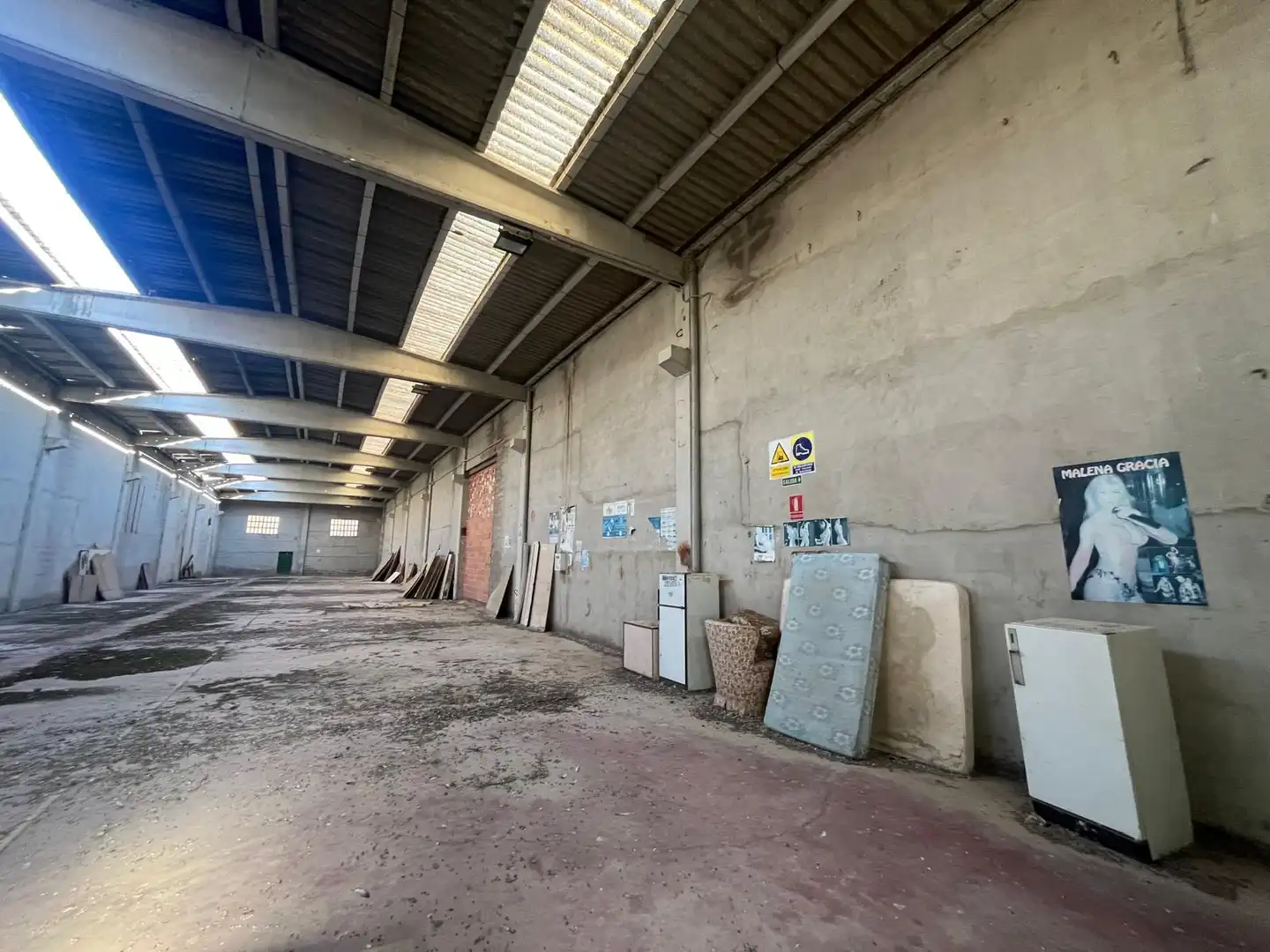 Industrial buildings for sale in Calle Río Huerva, 18, Cadrete