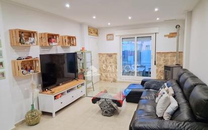 Living room of House or chalet for sale in Monóvar  / Monòver  with Private garden, Terrace and Community pool