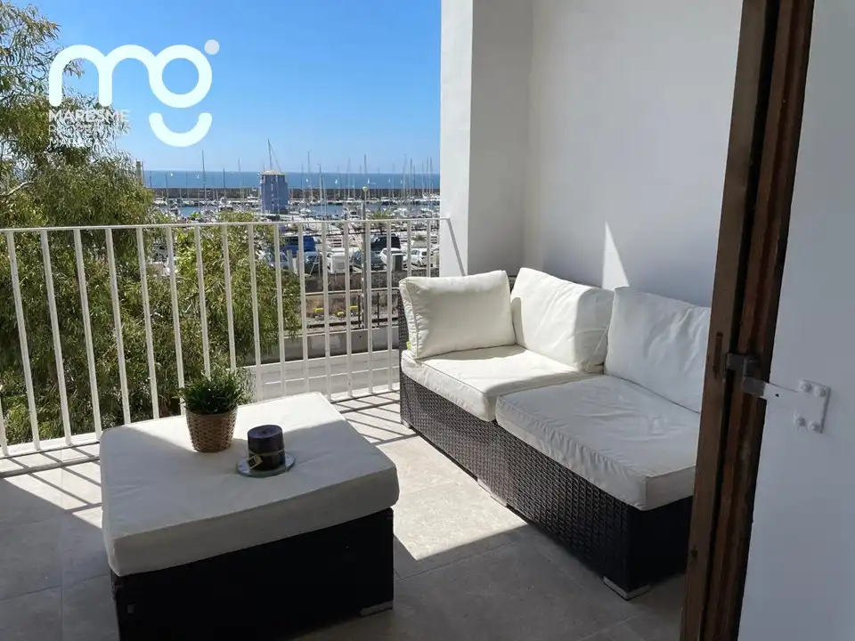 Balcony of Flat for rent in El Masnou  with Air Conditioner, Heating and Parquet flooring