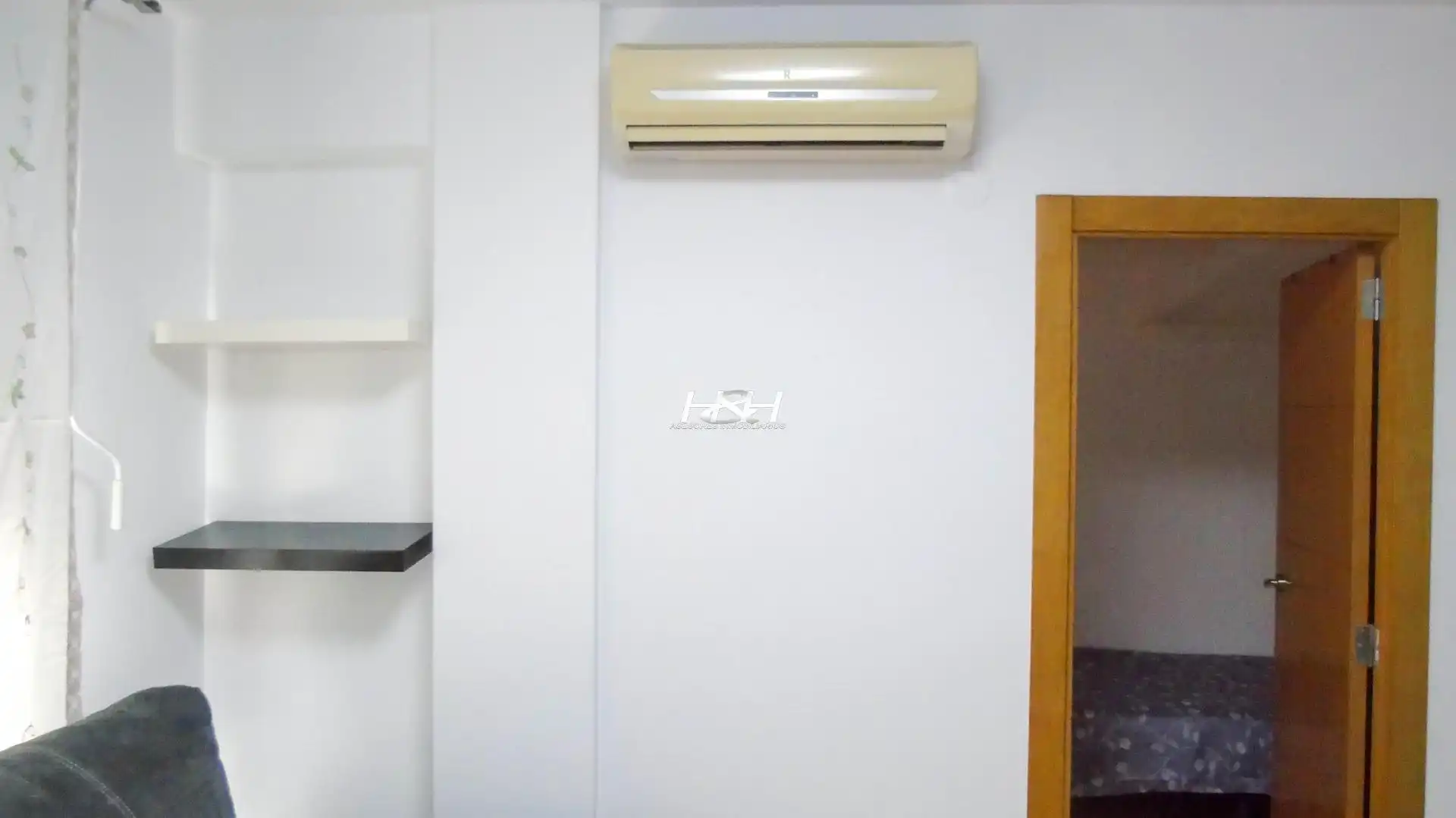 Flat for rent in Burjassot  with Air Conditioner, Storage room and Furnished