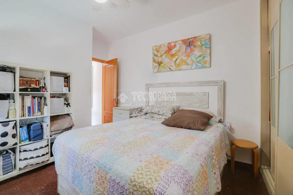 Habitación de Piso en venta en L'Hospitalet de Llobregat con Aire acondicionado, Calefacción y Terraza