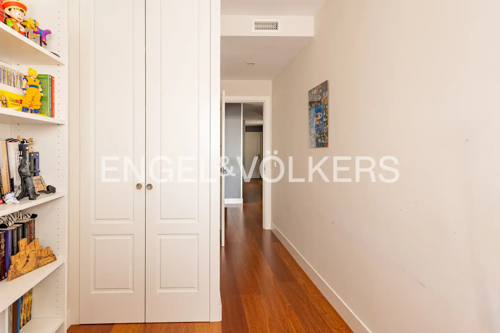 Flat for sale in Madrid  with Air Conditioner, Heating and Furnished