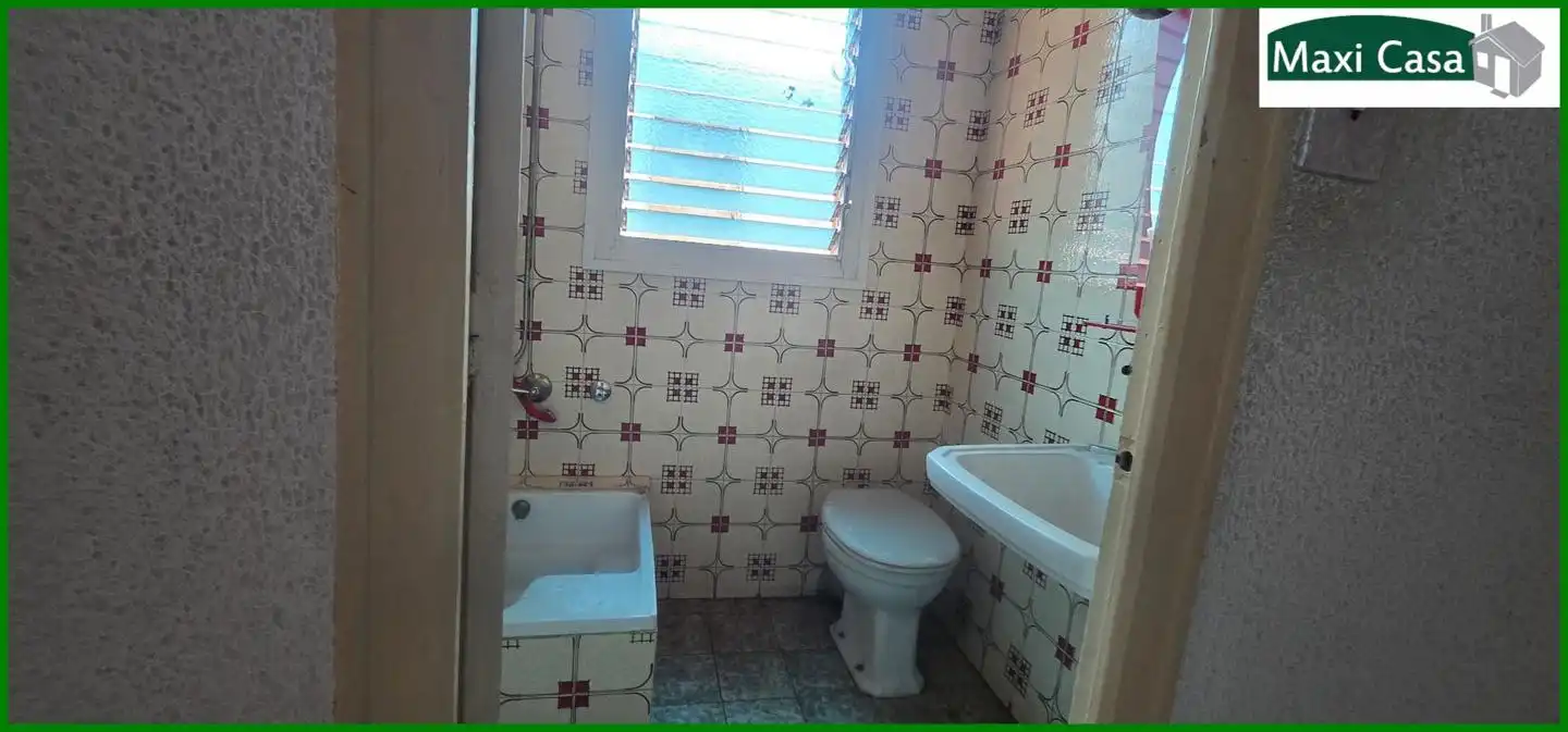 Baño de Piso en venta en Sabadell con Balcón