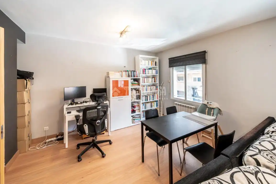 Habitación de Piso en venta en Madrid con Aire acondicionado y Calefacción