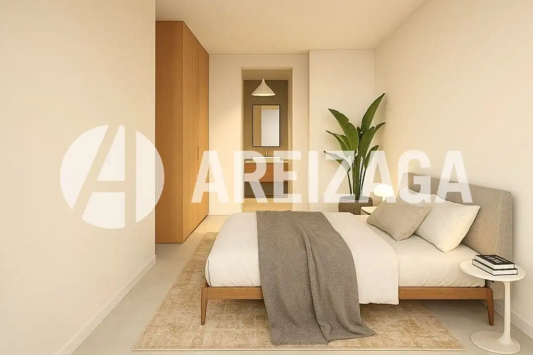 Habitación de Piso en venta en Donostia - San Sebastián  con Calefacción, Terraza y Balcón