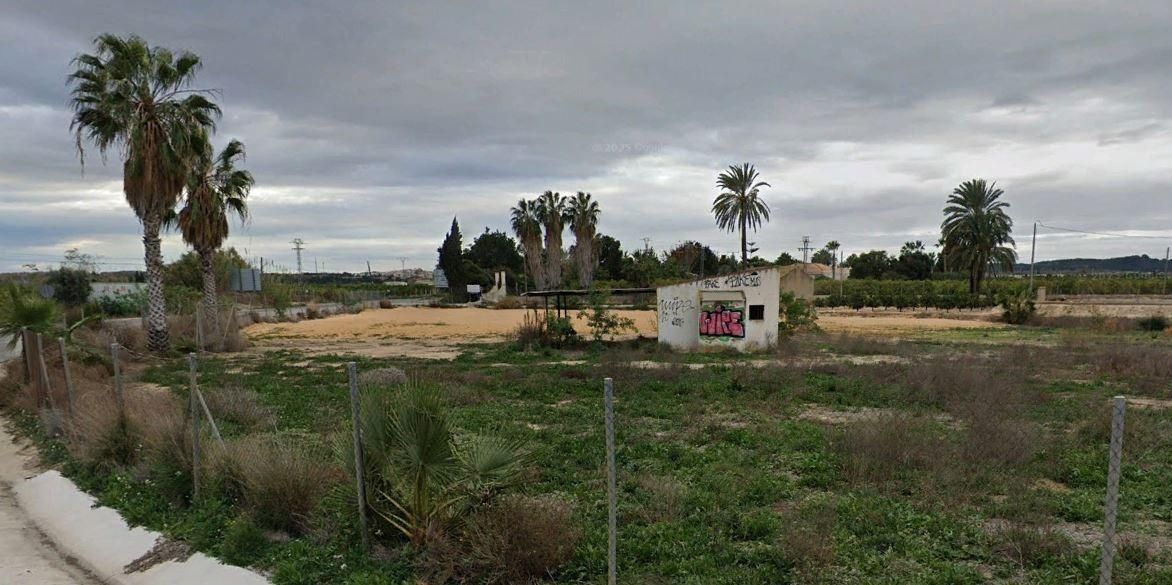 Land for sale in San Miguel de Salinas