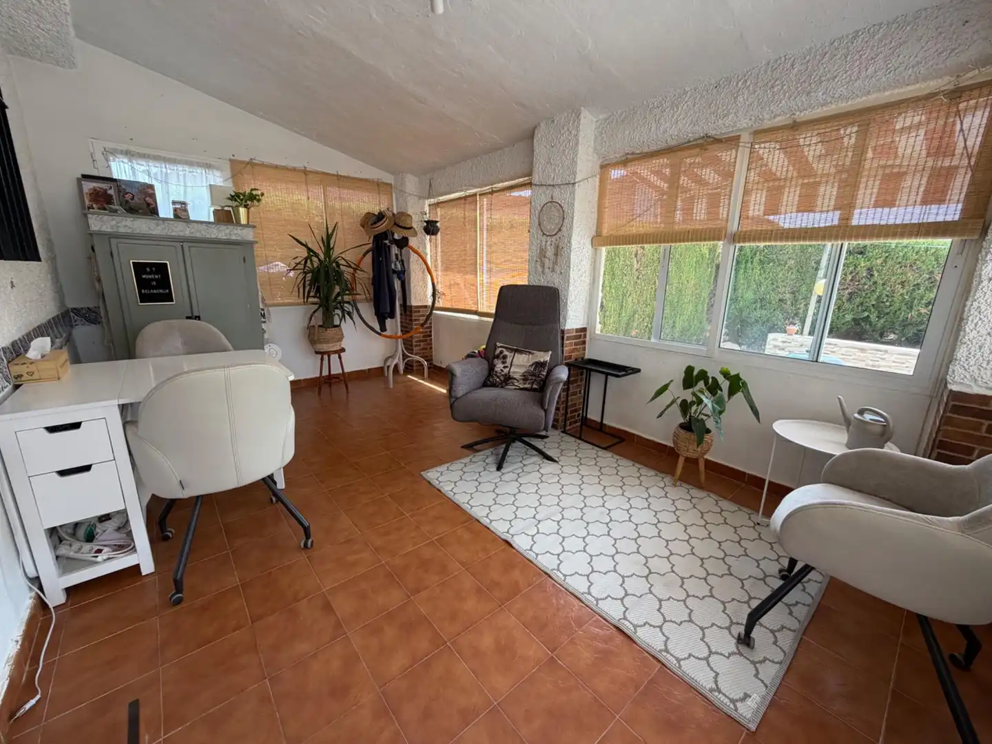 Sala d'estar de Casa o xalet en venda en Pedralba amb Aire condicionat, Jardí privat i Terrassa