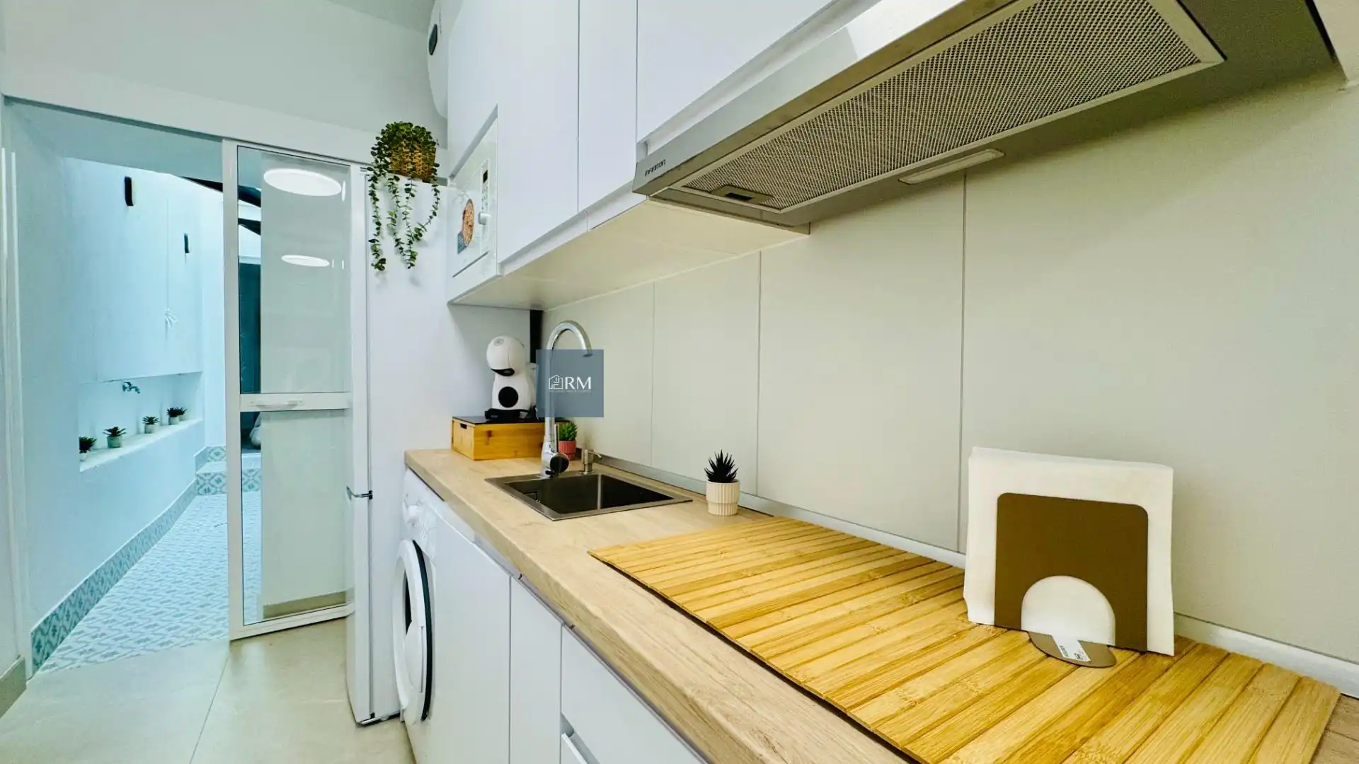 Cocina de Apartamento de alquiler en Sanlúcar de Barrameda con Aire acondicionado, Amueblado y Balcón