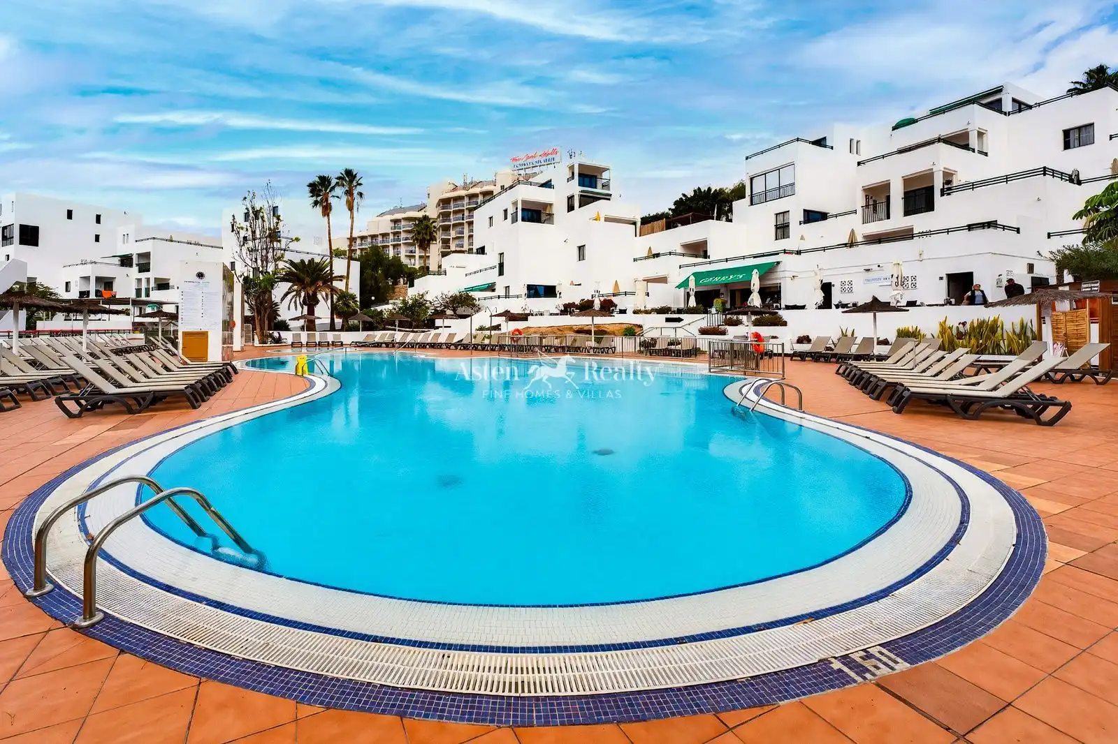 Piscina de Apartamento en venta en Adeje con Terraza, Piscina y Amueblado