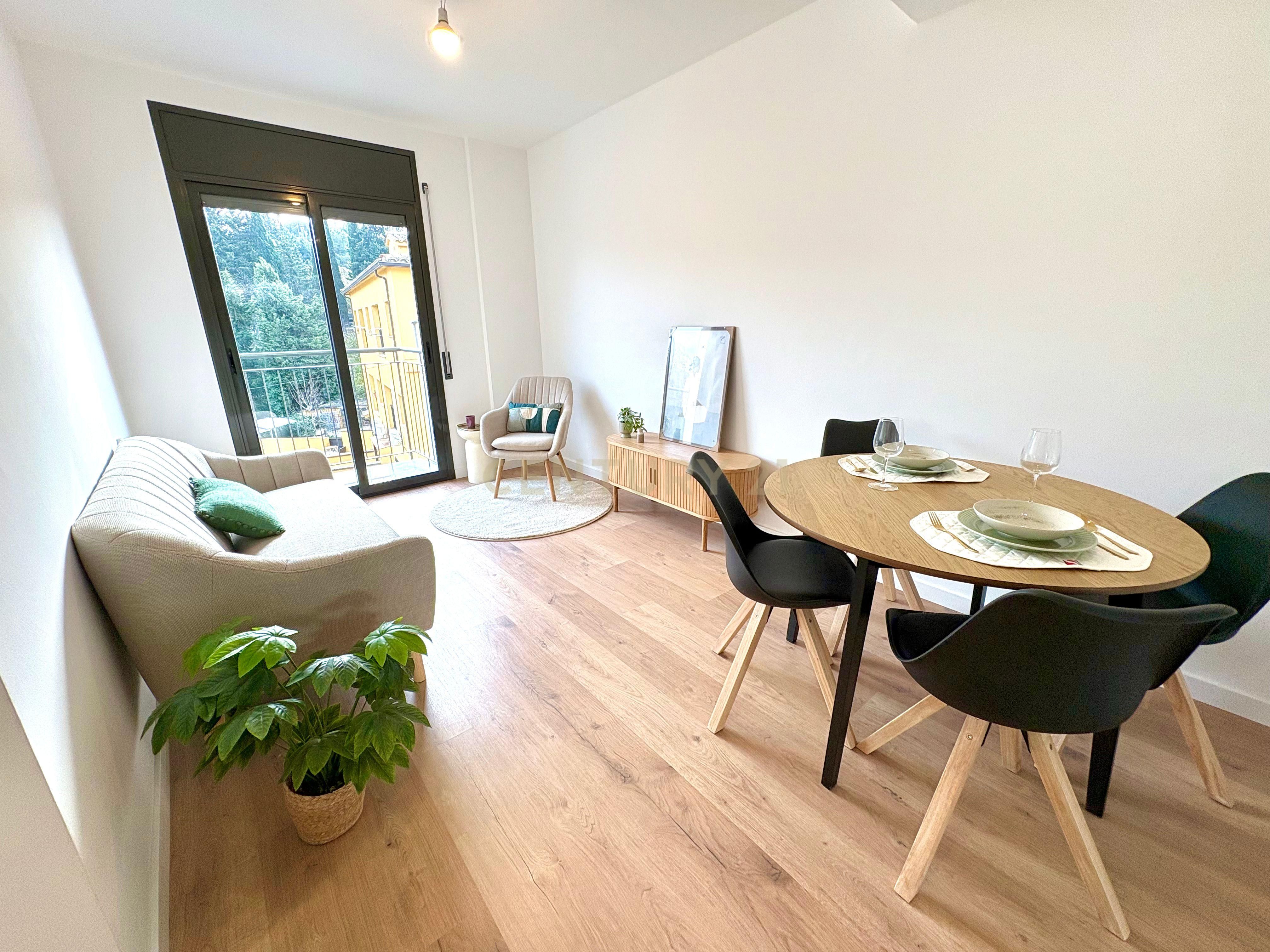 Wohnzimmer von Maisonette zum verkauf in Vilalba Sasserra mit Klimaanlage, Ofen und Mikrowelle