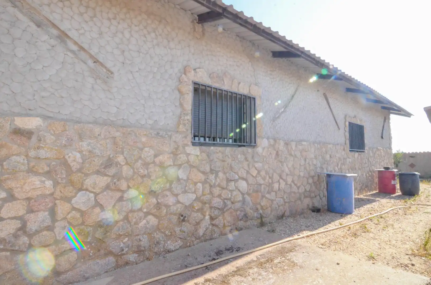 Exterior view of Industrial buildings for sale in Calvarrasa de Arriba
