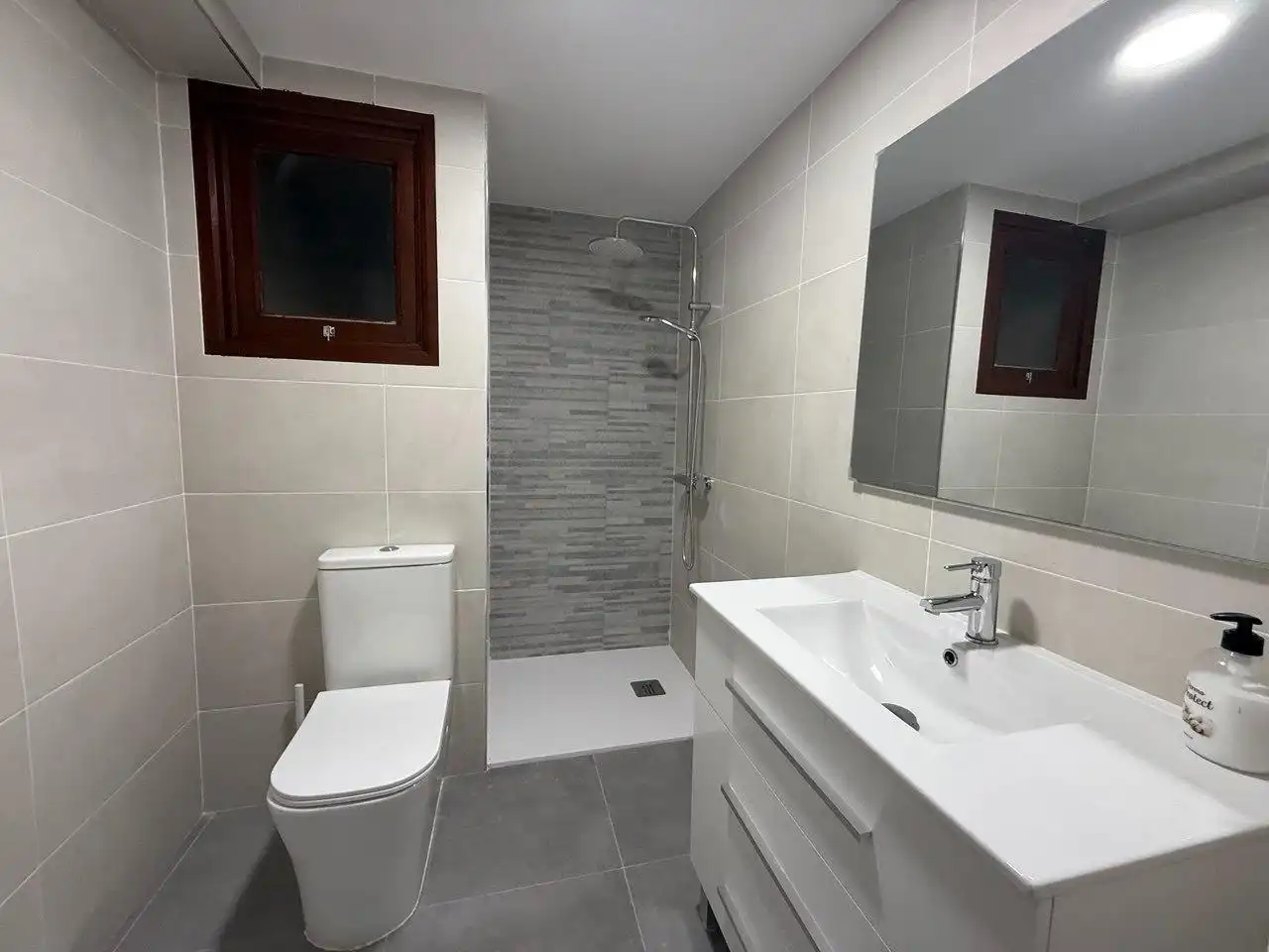 Bany de Apartament en venda en Tavernes de la Valldigna amb Balcó