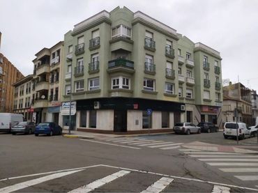 Local comercial en venda a Navalmoral de la Mata